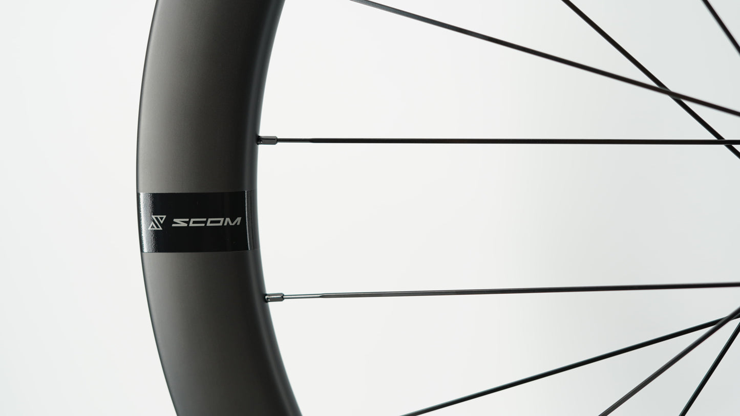 Paar SCOM CORSA 45 Tubeless Ready-Laufräder (Center Lock)