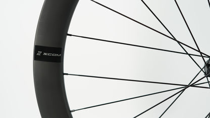 Laufradsatz SCOM CORSA 45 Tubeless Ready (Center Lock)