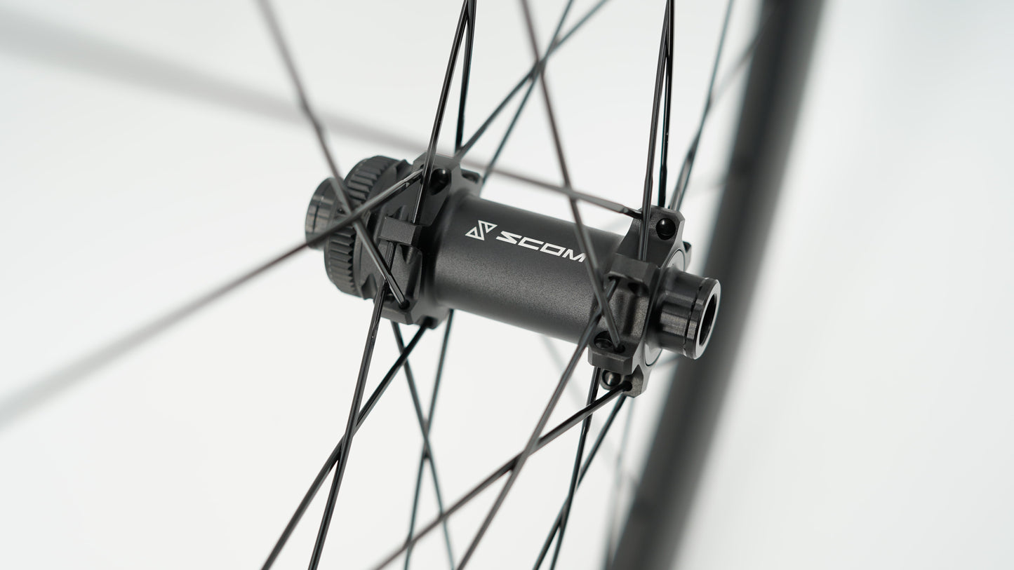 Paar SCOM CORSA 45 Tubeless Ready-Laufräder (Center Lock)