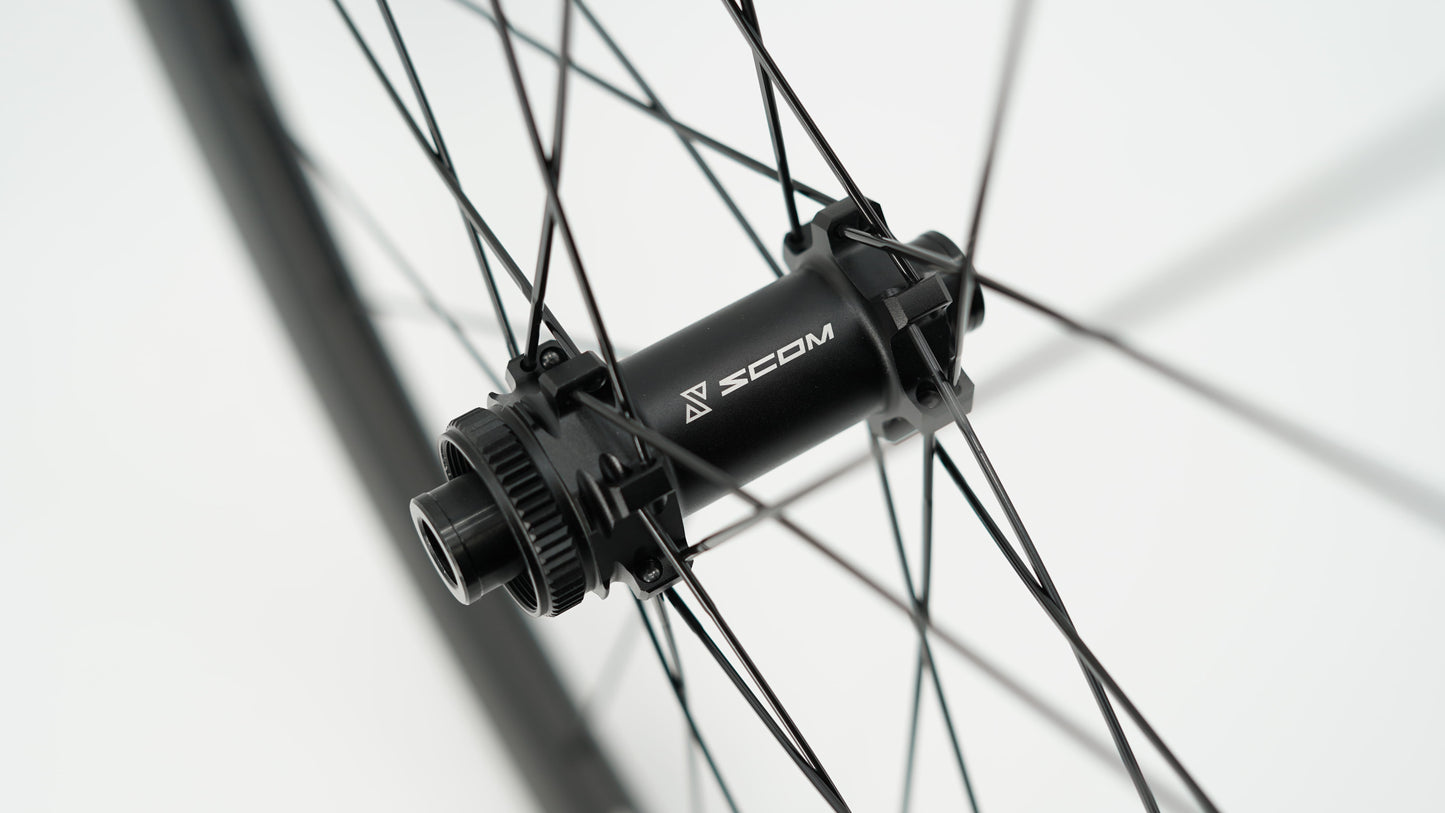 Paar Laufräder SCOM CORSA 60 Tubeless Ready (Center Lock)