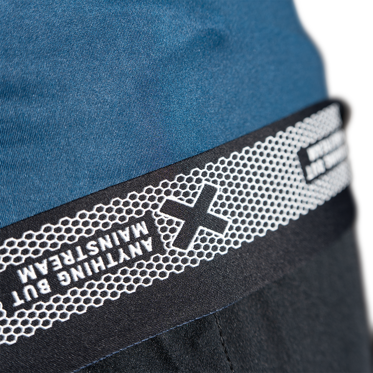 USWE SKARP GRAVEL Kurzarm Trikot Weiß