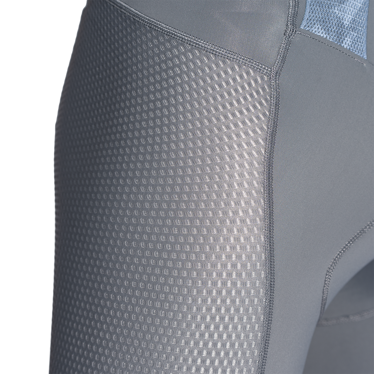 USWE VENT GRAVEL Kurze Trägerhose Schwarz