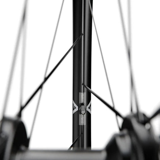 Laufradsatz DT SWISS ARC 1400 DICUT 55 Tubeless Ready (Center Lock) embargo 26. Juni