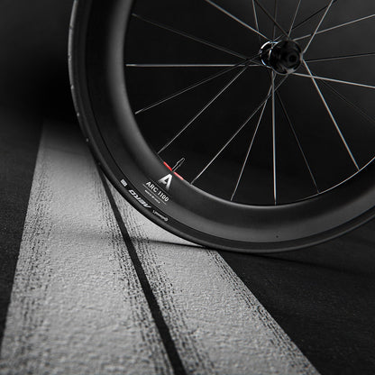 Vorderrad DT SWISS ARC 1100 DICUT WTS 55 Tubeless Ready (Center Lock) Schwarz