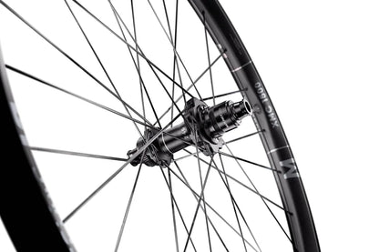 Laufrad-Paar DT SWISS XMC 1500 SPLINE 30 mm 29" 15x110/12x148mm Boost
