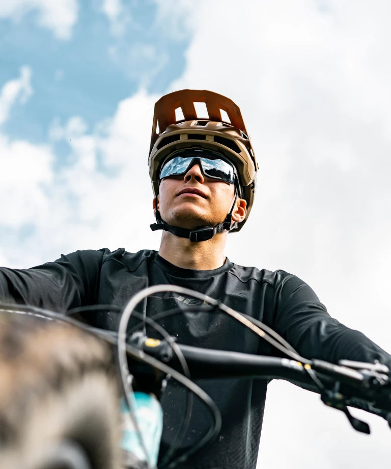 MAVIC MVS AEROFRAME Brille Antharcite Silver Glass
