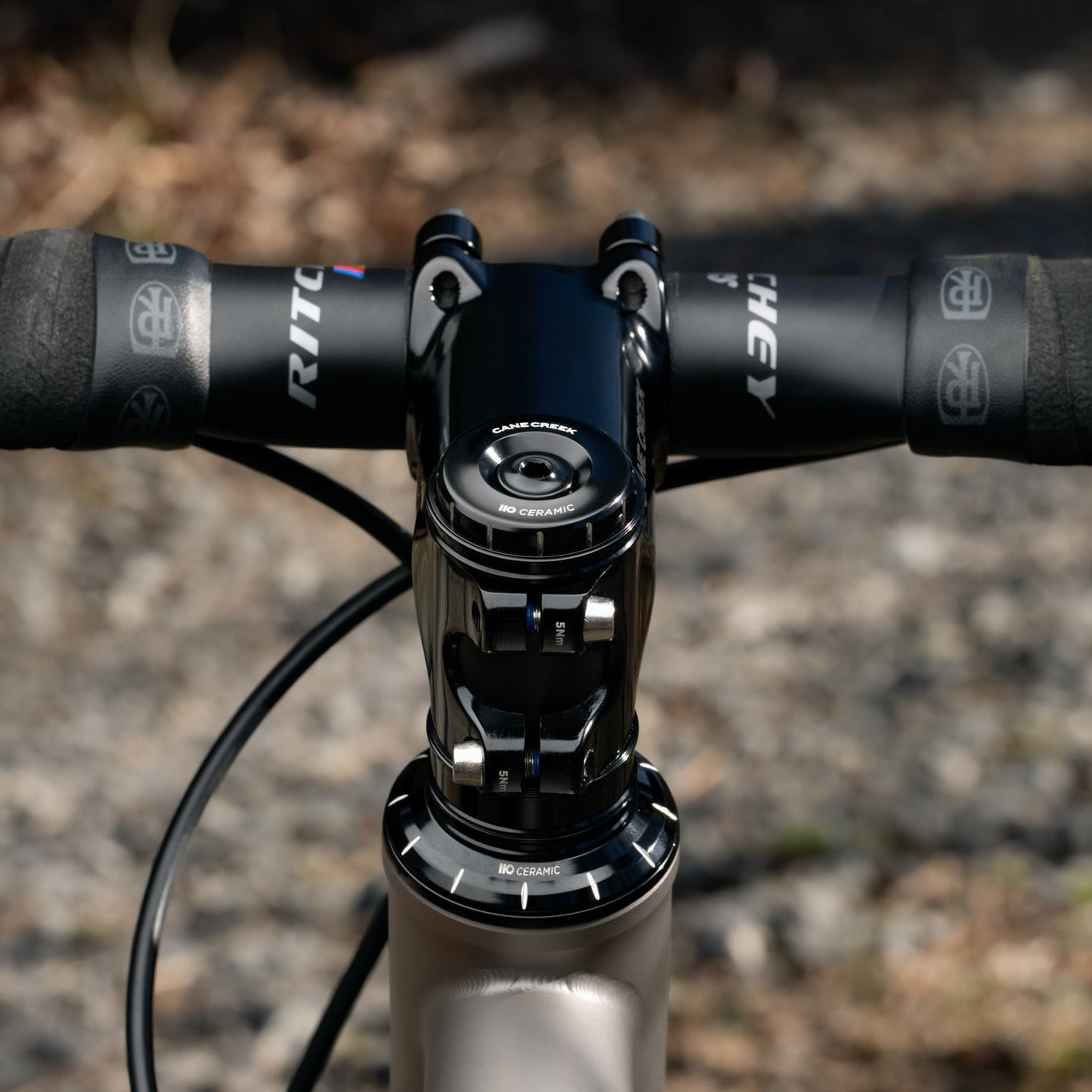 Steuersatz CANE CREEK 110 Ceramic Tapered , 1 1/8"-1.5", IS41/28.6/H9 | IS52/40, black/silver