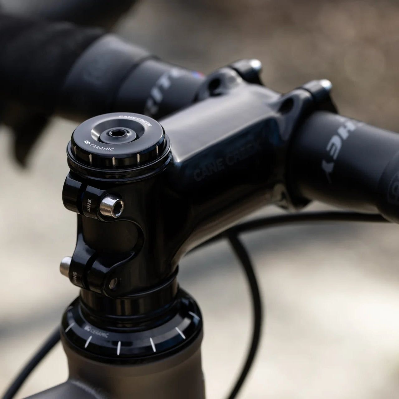 Steuersatz CANE CREEK 110 Ceramic Tapered , 1 1/8"-1.5", IS41/28.6/H9 | IS52/40, black/silver