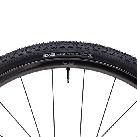 Reifen ENVE HEX CARAPACE 700x48c Tubeless Ready Schwarz