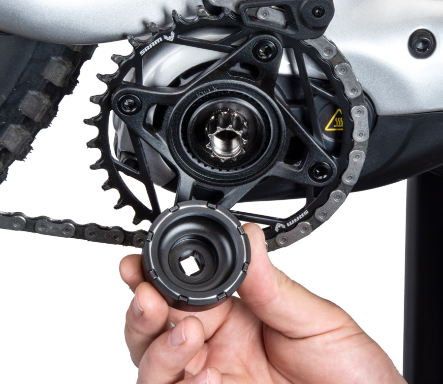 Park Tool LRT-1.2 im Einsatz an einem Bosch-Gen-2-Motor