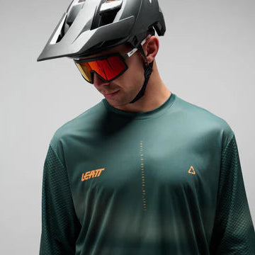 LEATT MADVIZ ONE Brille Schwarz/Weiß IRIZ Rot 15 VLT