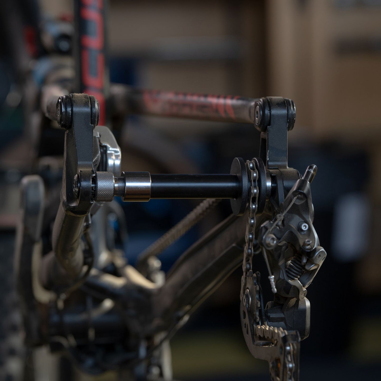 PBS TOOLS Kettenhalter für 12mm Achse 130 bis 150mm