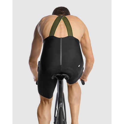 Kurz-Trägerhose ASSOS EQUIPE R SPRING FALL S11 Schwarz
