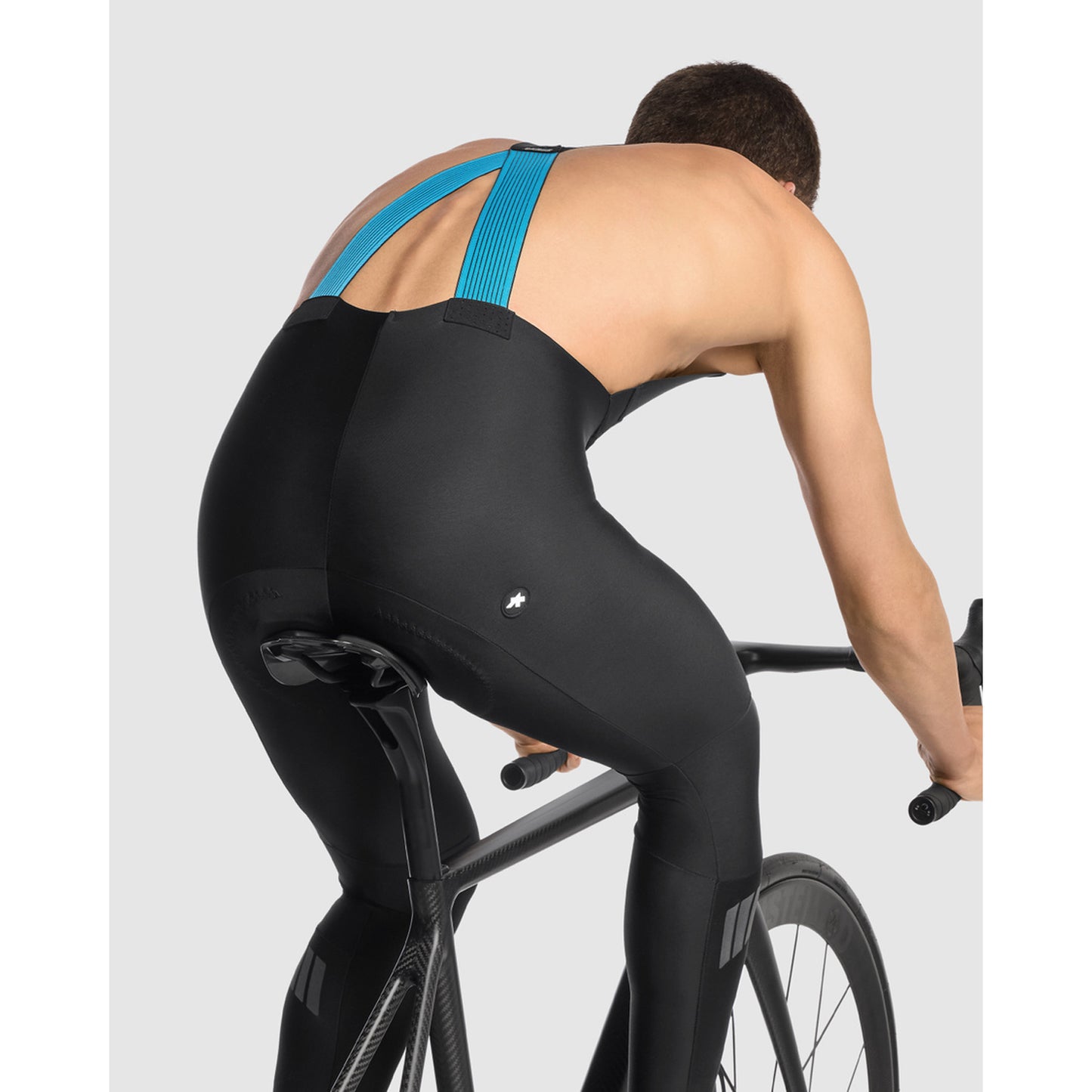 ASSOS EQUIPE R S11 Black Series Lange Trägerhose