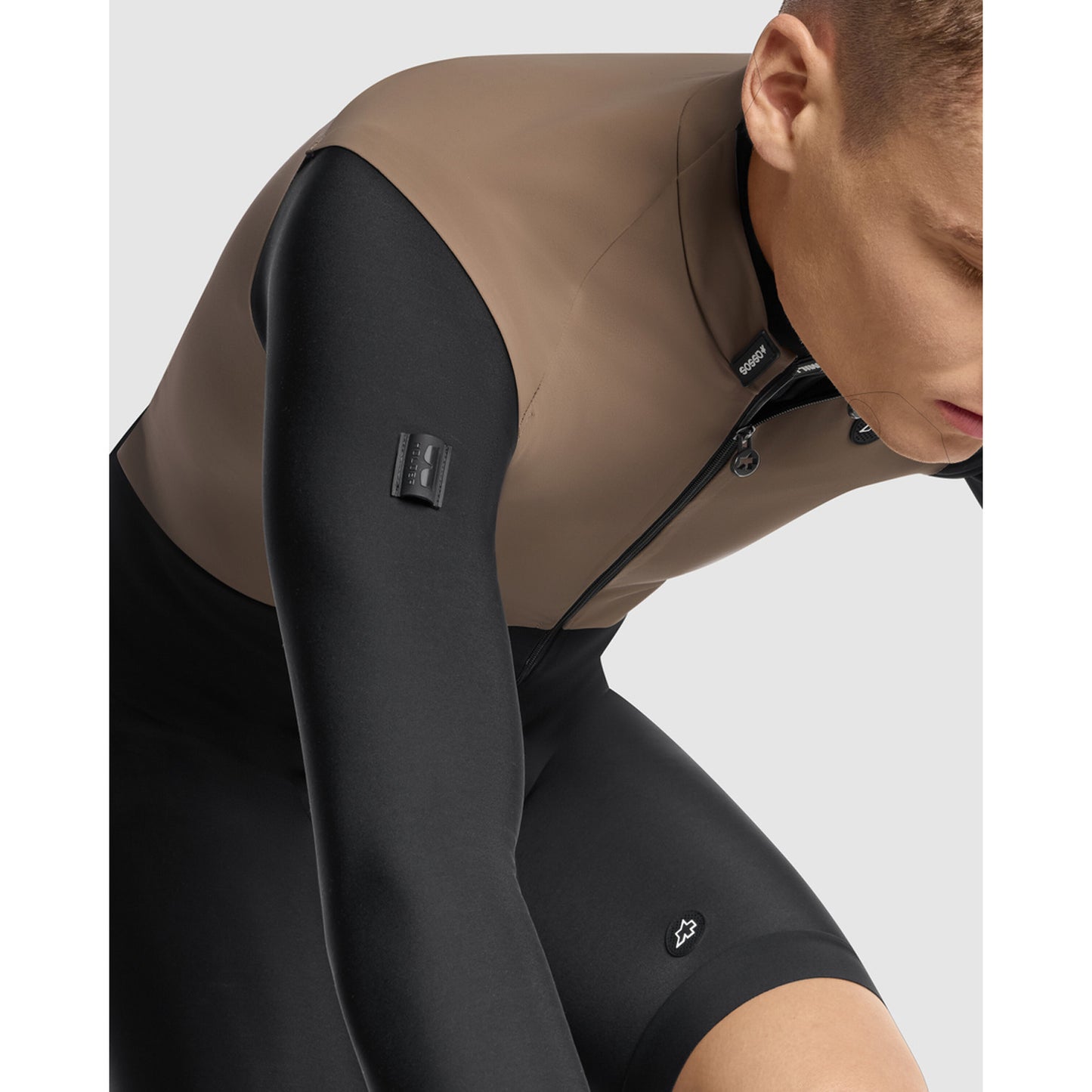 ASSOS MILLE GTS S11 Terra Sand Ärmellose Jacke