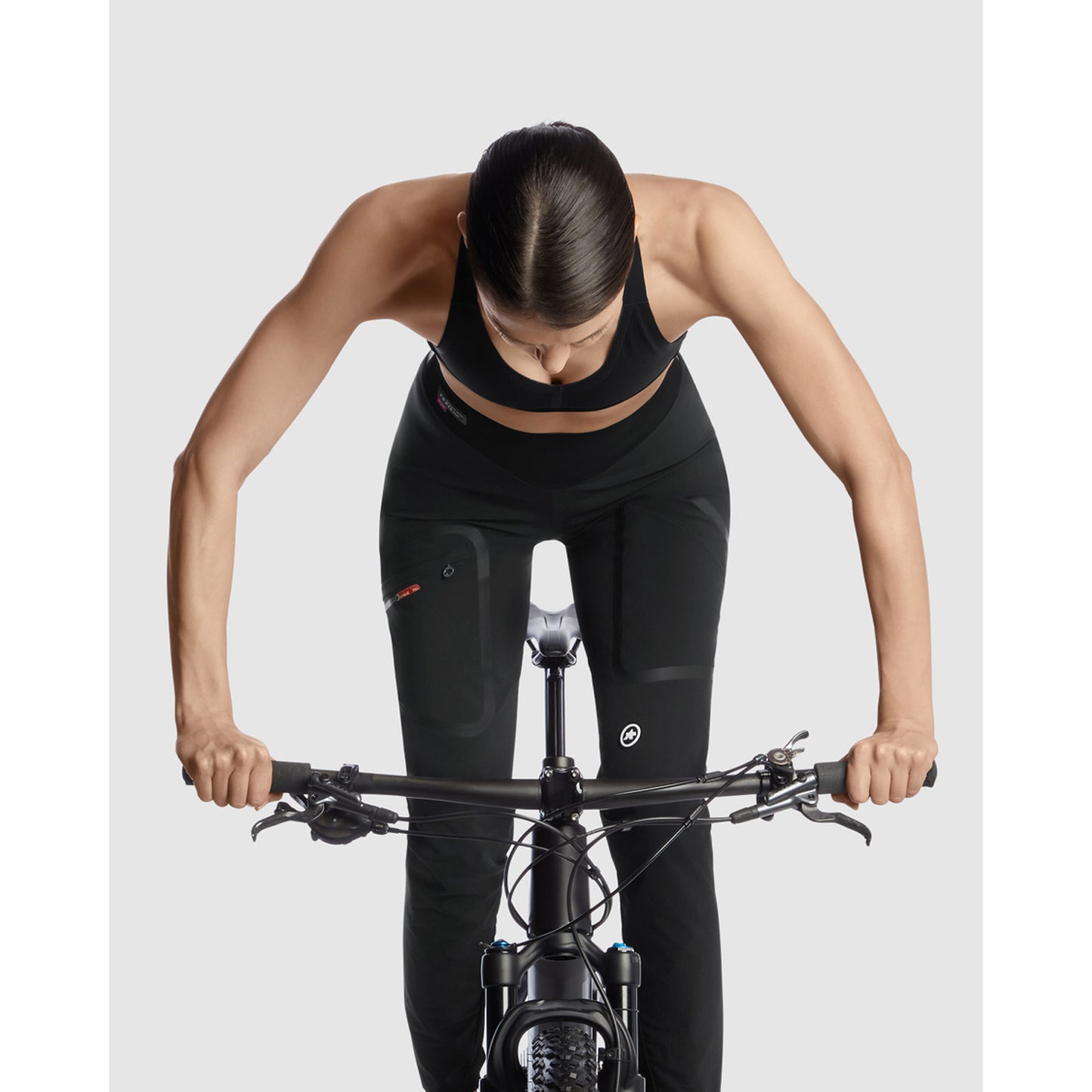 Lange Wathose ASSOS TACTICA Frau Black Series