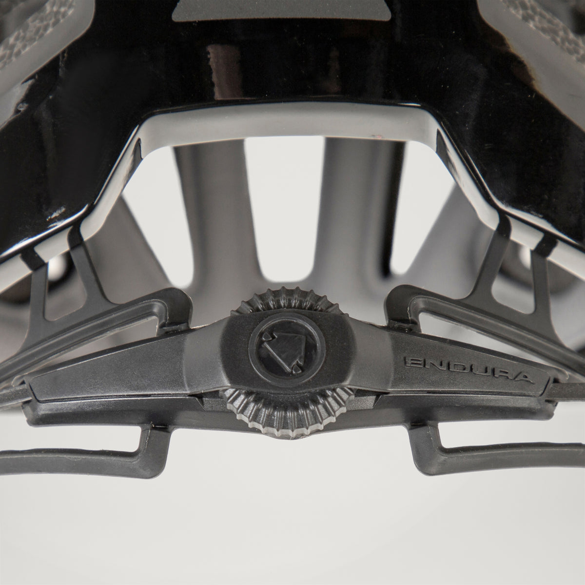ENDURA FS260-PRO Rennradhelm Schwarz