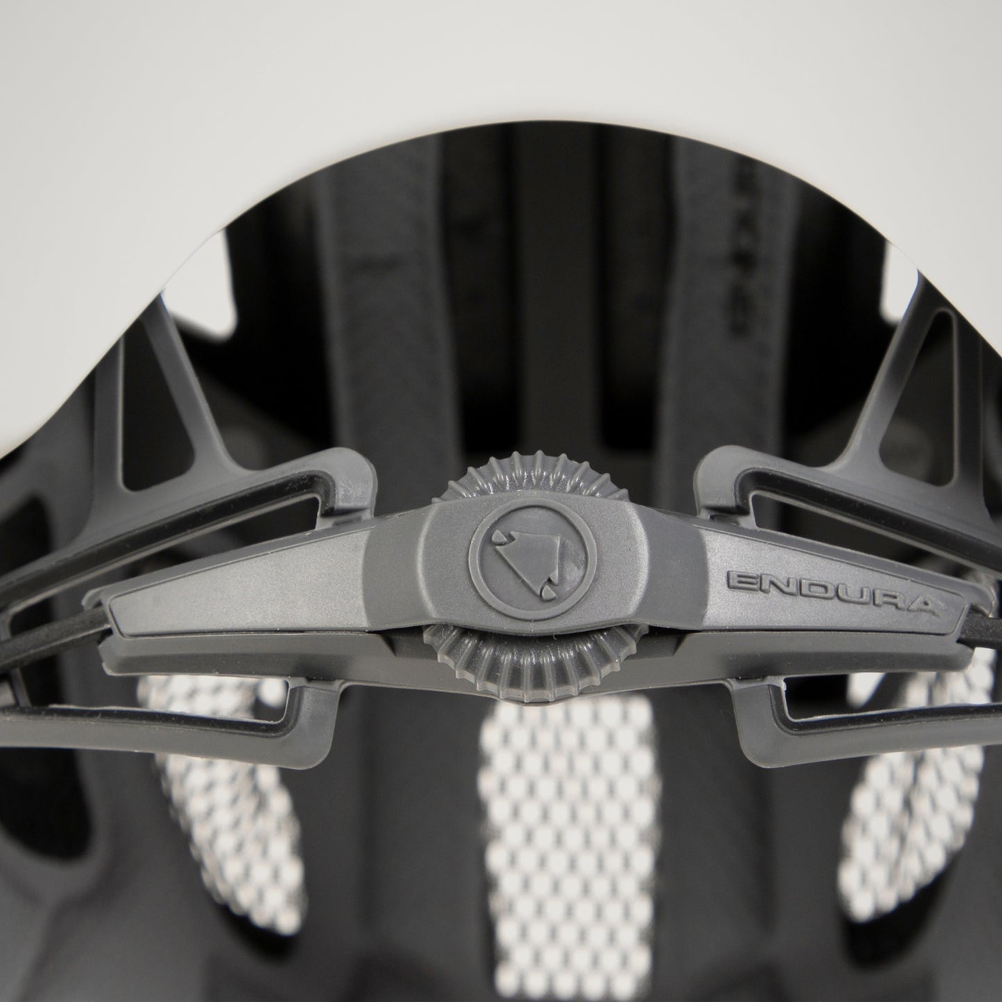 ENDURA HUMMVEE PLUS MIPS MTB-Helm Weiß