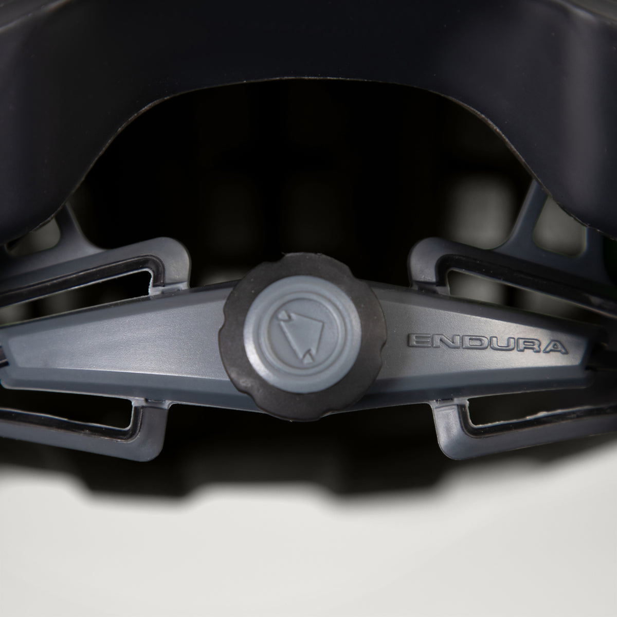 ENDURA MT500 Integral MIPS Helm Weiß 2026