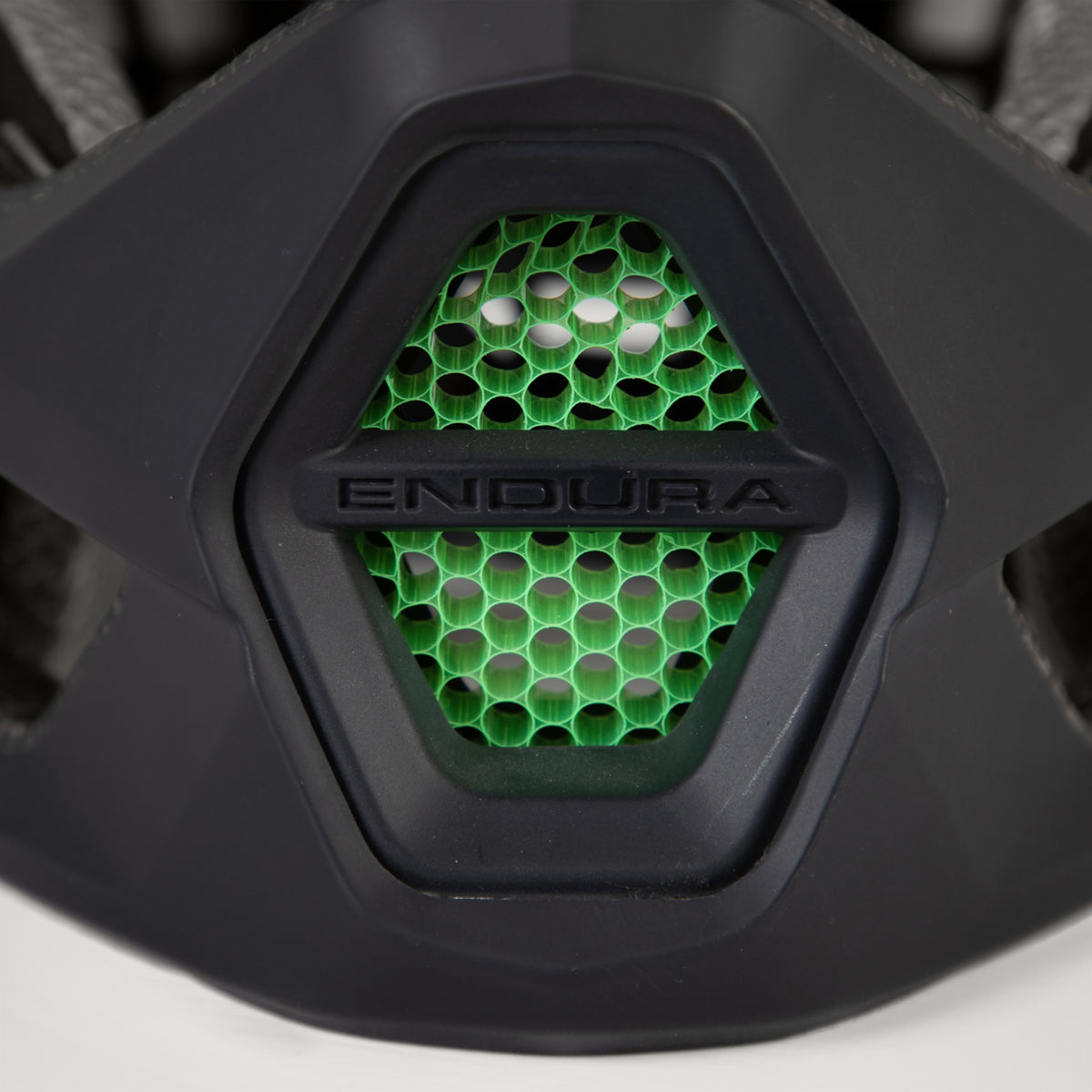 ENDURA MT500 Integral MIPS Helm Weiß 2026