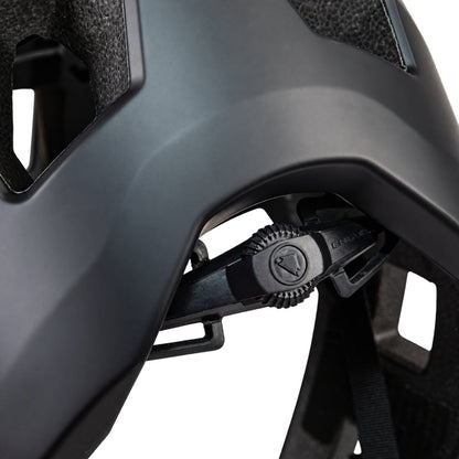 MTB-Helm ENDURA SINGLETRACK INTEGRAL MIPS Schwarz