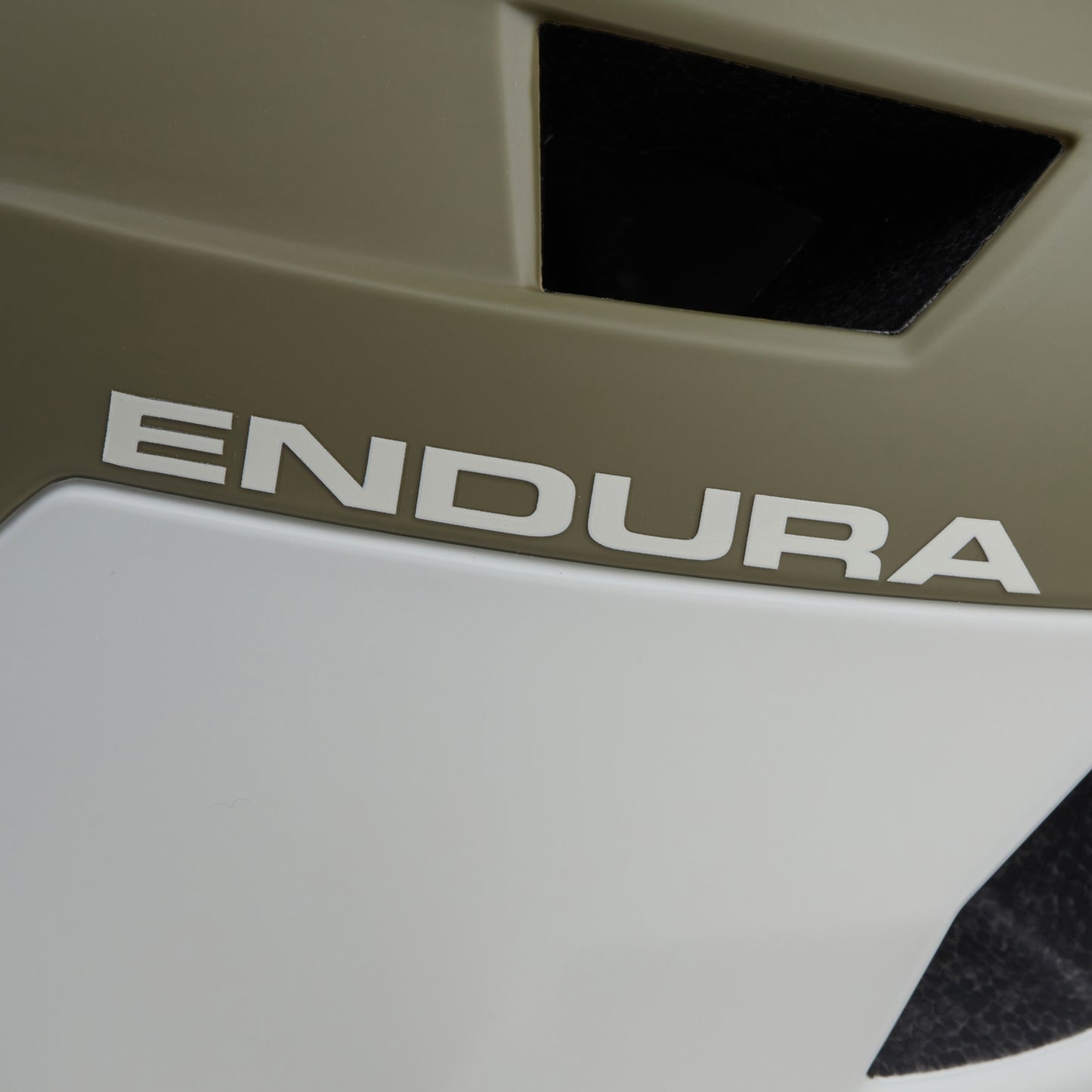 ENDURA SINGLETRACK INTEGRAL MIPS MTB-Integralhelm Grün/Weiß