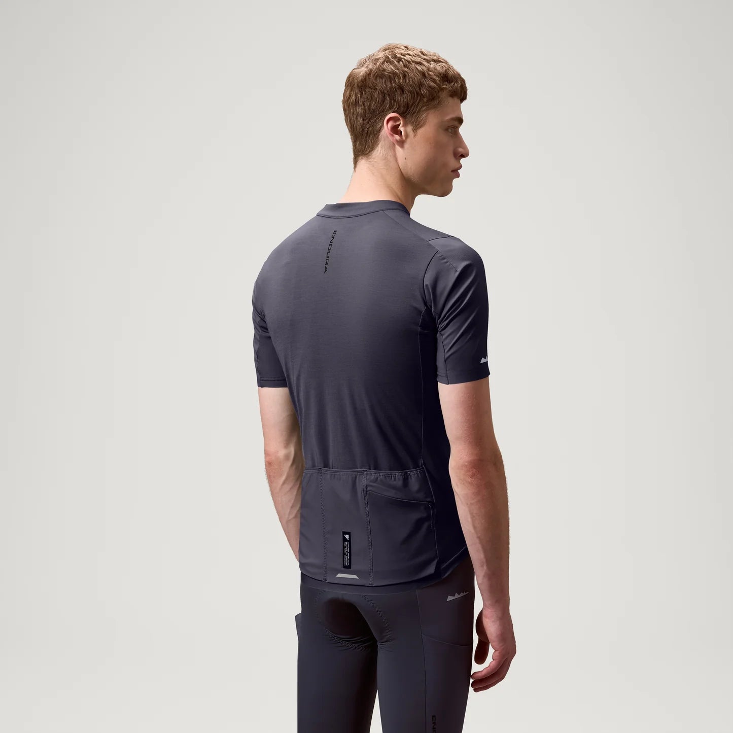ENDURA ALLTRACK RIDE Trikot Kurzarm Carbon Grau