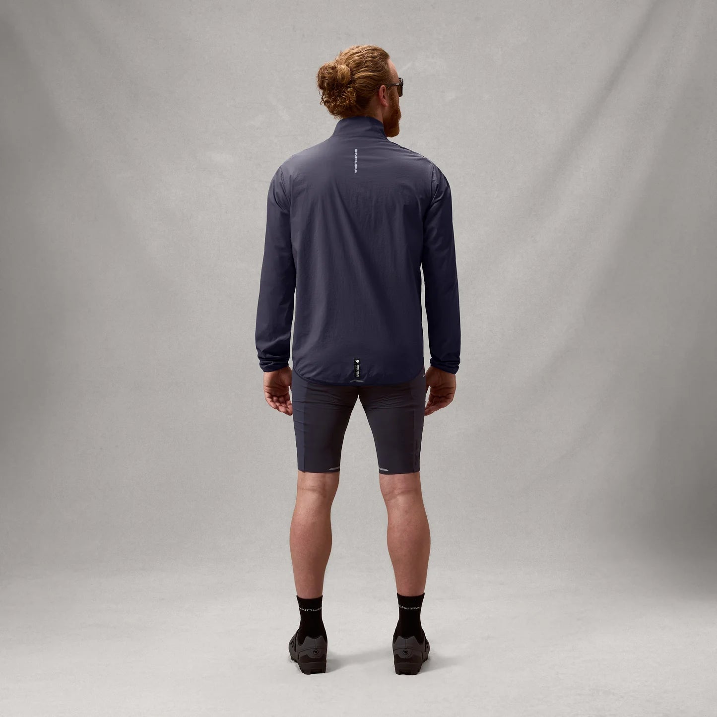 ENDURA ALLTRACK RIDE PACKABLE Carbon Jacket Grau