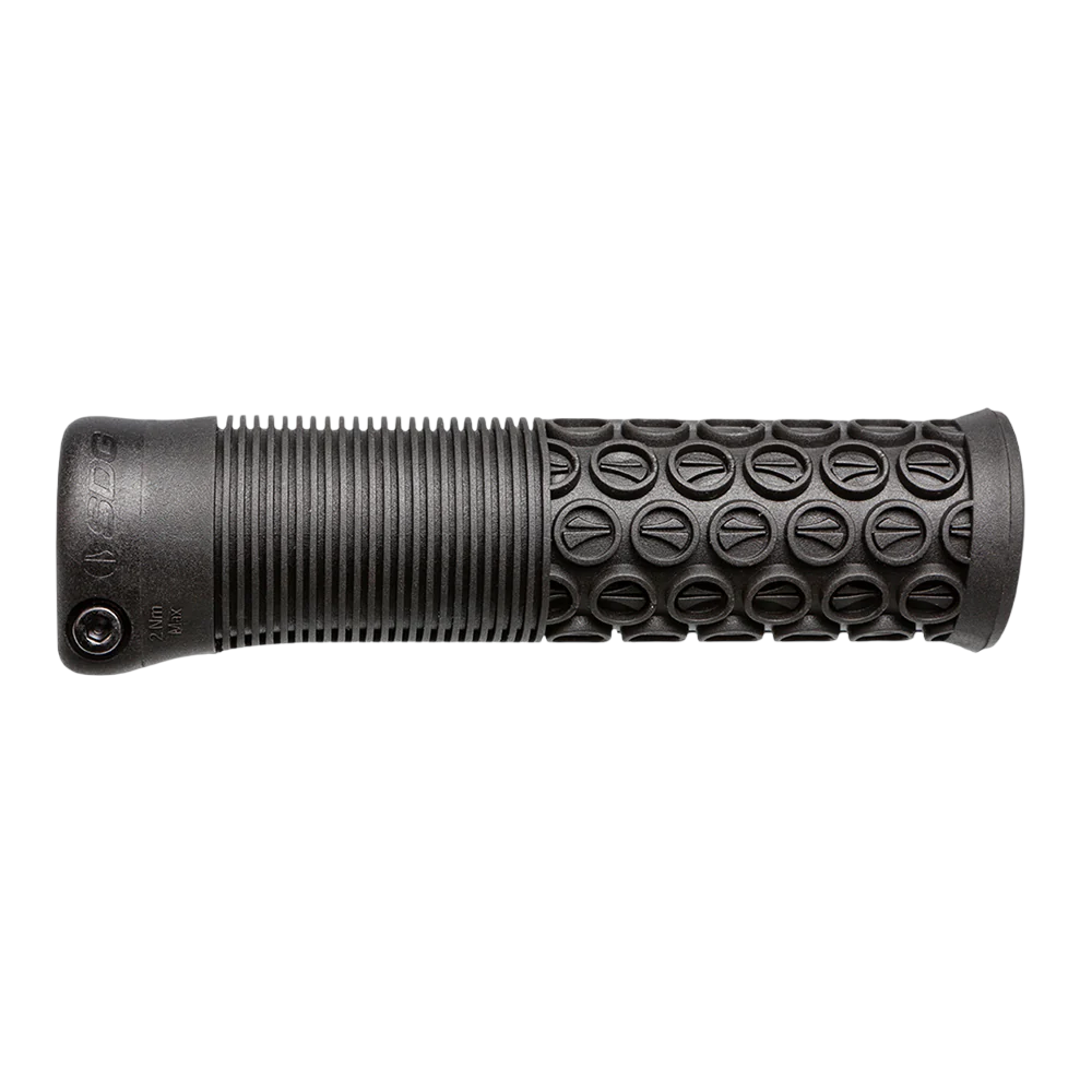 Grips SDG THRICE 136 mm Schwarz