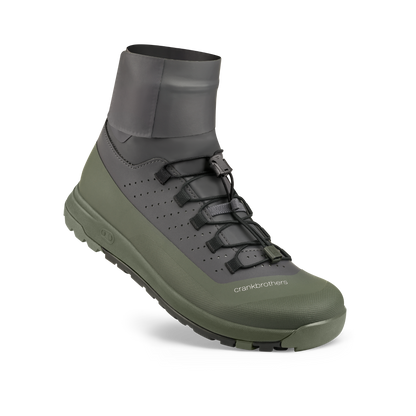 CRANKBROTHERS STAMP TRAIL SPEEDLACE SEAL MTB-Schuhe Grau/Grün – Dreiviertelansicht