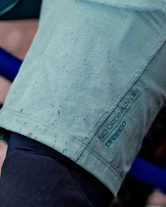 DHARCO TRAIL ENVY Shorts Grün