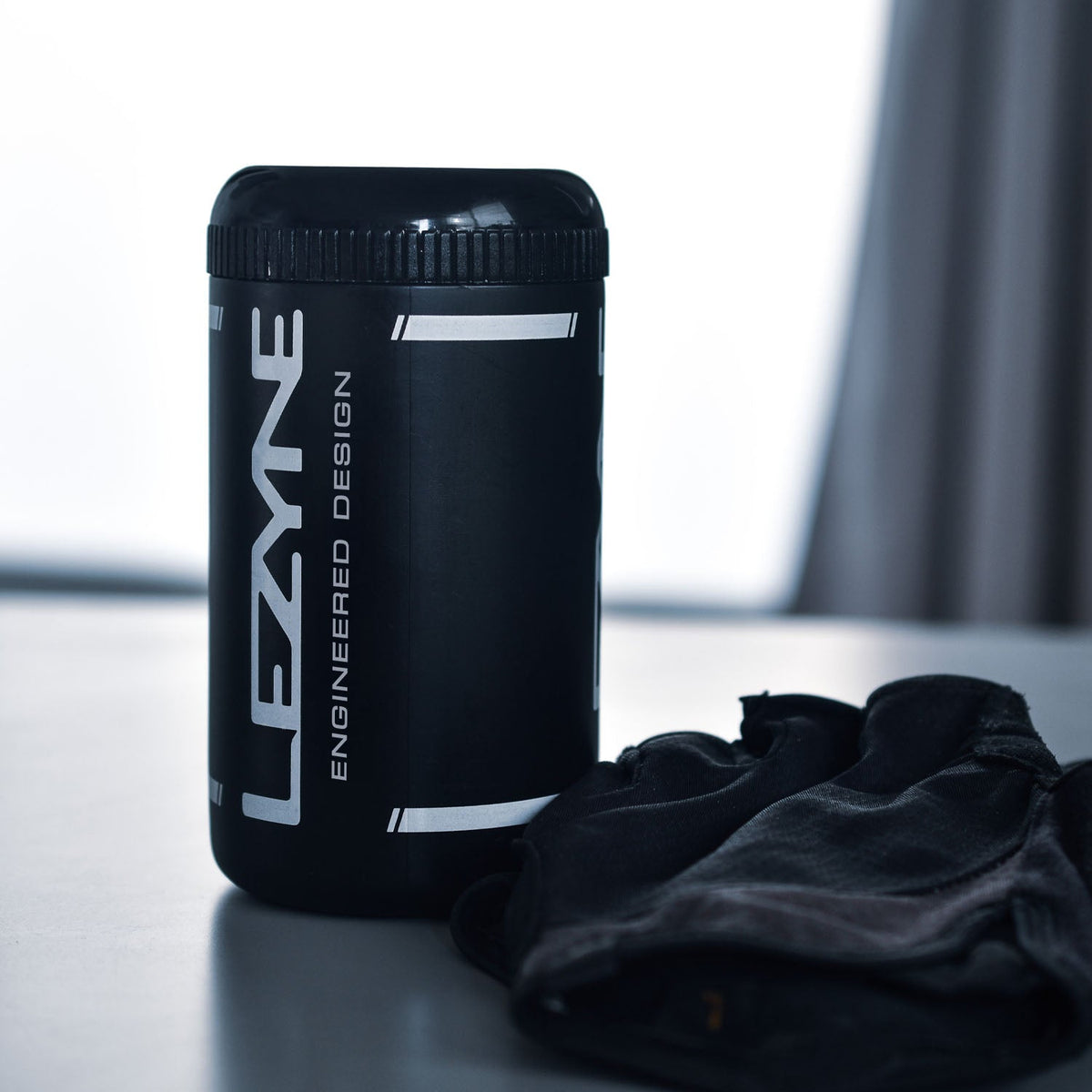 LEZYNE FLOW CADDY BOX Werkzeugflasche 500 ml mit Organizer