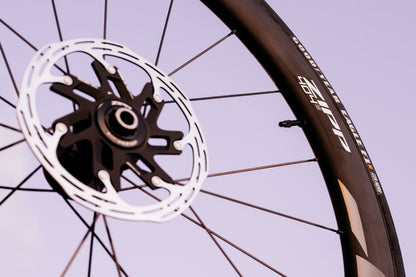 Laufradsatz ZIPP 404 S A1 Tubeless Ready (Center Lock) Schwarz/Grau