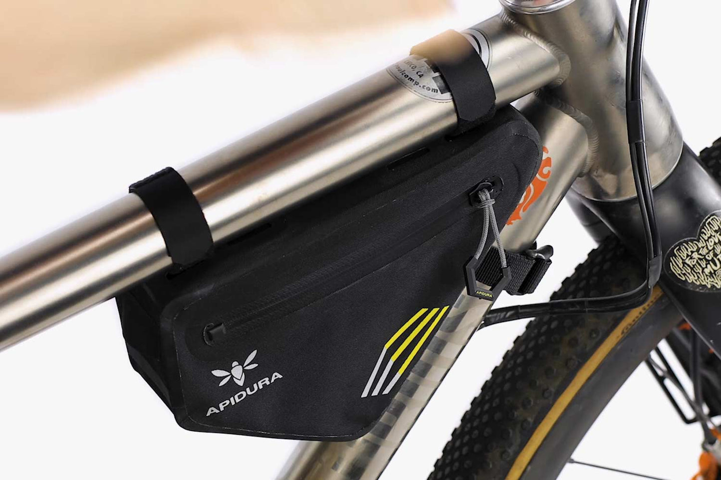 Rahmentasche APIDURA RACING FRAME PACK 1 L Schwarz