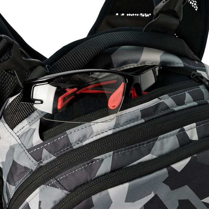 Rucksack USWE SHRED 16 L Camo