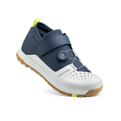 Crankbrothers Mallet Trail Boa Clip MTB-Schuhe in Marineblau/Grau/Gum — im Einsatz