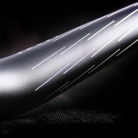 Kleiderbügel SB3 KROMA Rise 25mm 780mm Schwarz Blau