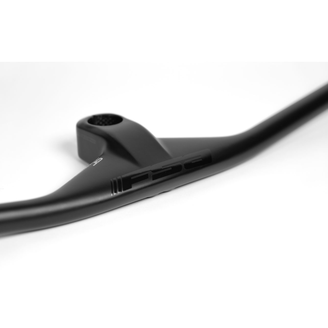Integrierter Kleiderbügel FSA NS SIC Carbon Flat 80mm x 780mm Carbon