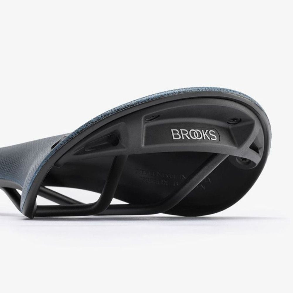 Sattel BROOKS CAMBIUM C17 CARVED Blau