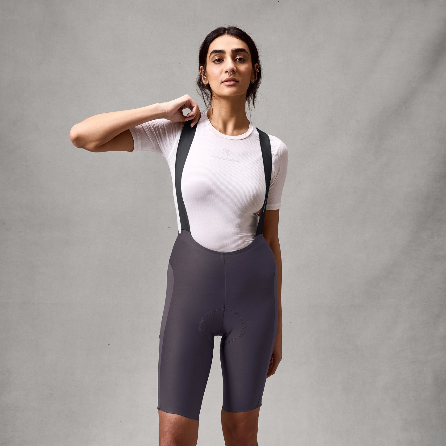 ENDURA ALLTRACK RIDE Women's Carbon Short Bib Shorts Grau
