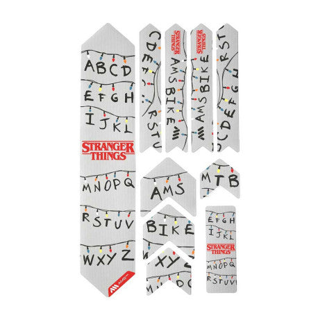 ALL MOUNTAIN STYLE EXTRA Stranger Things Lights Rahmen-Klebeschutz Schwarz