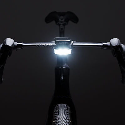 BBB SLICE 600 Frontscheinwerfer mit GPS-Halterung für Garmin und Wahoo