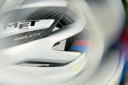 Rennhelm MET TRENTA 3K CARBON - Limitierte Auflage Tadej Pogacar World Champion Rainbow