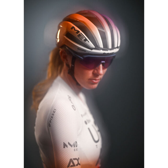 Helm MET TRENTA 3K CARBON UAE TEAM ADQ 2026 Violett/Orange
