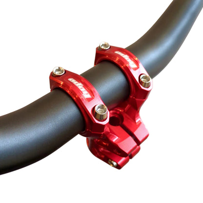 HOPE GRAVITY Vorbau 20 mm Rot — Ansicht von oben, am Lenker montiert