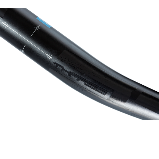 Kleiderbügel PRO THARSIS 3FIVE Rise 20mm 800mm Aluminium Schwarz