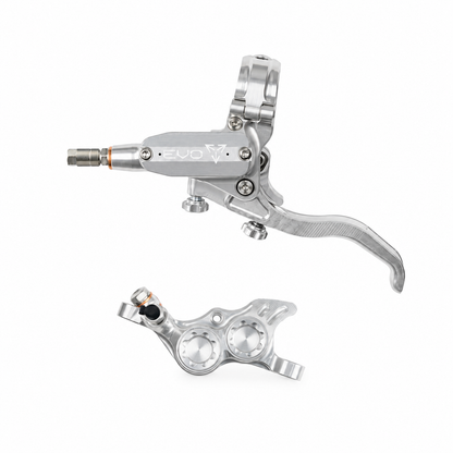 HOPE TECH 4 EVO TR4 Bremse Silber/Silber — Bremshebel und Bremssattel vor weißem Hintergrund