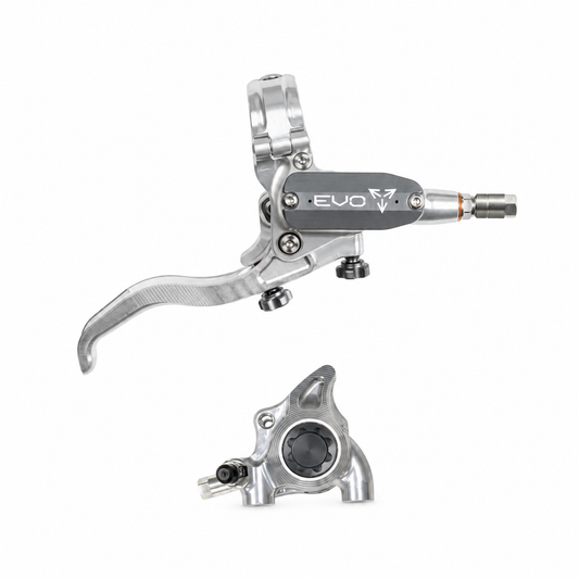HOPE TECH 4 EVO X2 FM Bremse in Silber/Rauchgrau — Bremshebel und Bremssattel vor weißem Hintergrund
