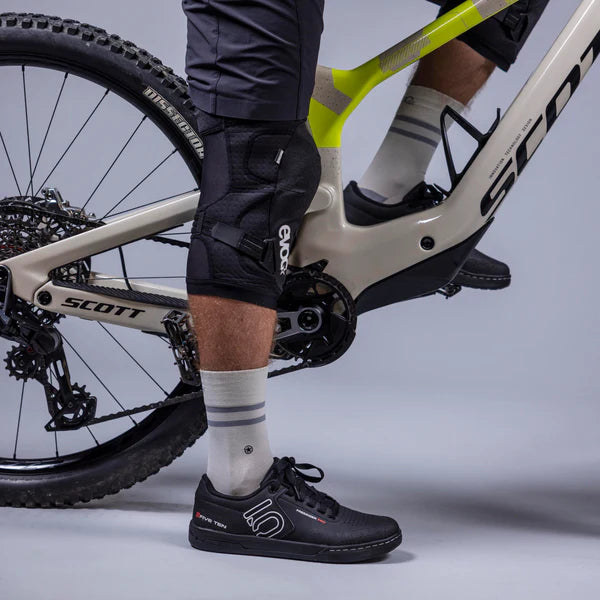 EVOC PROTECTOR LS FLEX Knieschützer ENDURO