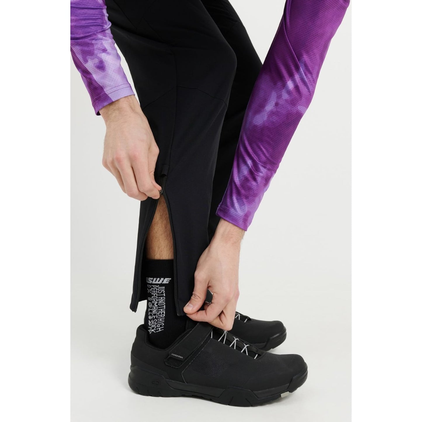 USWE SKRUBB Hose Schwarz